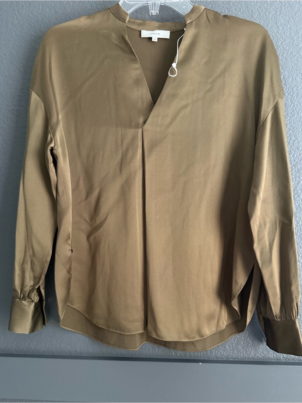 VINCE • Silk Satin Band-Collar Blouse brown XXS long sleeve
